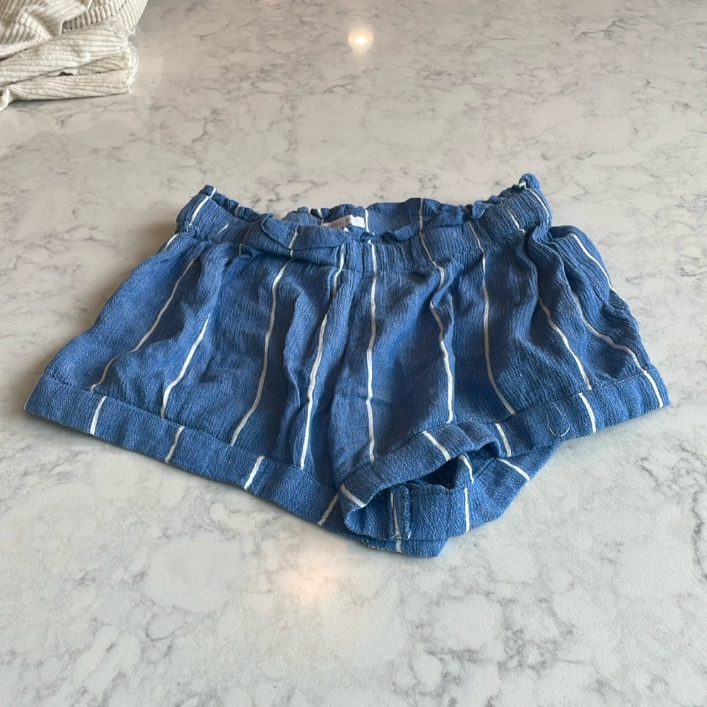 O’Neill L blue and white striped shorts
